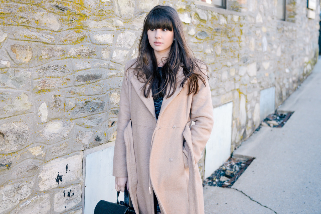 peacoat_backpack_blowing_rock_fashion_blog-5
