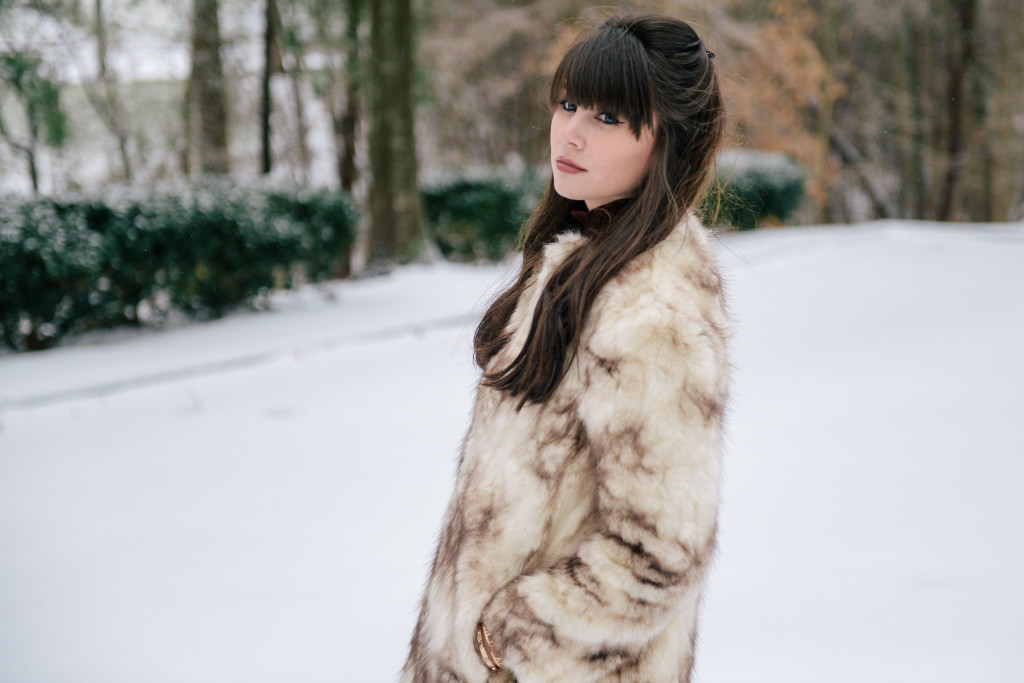 zara-faux-fur-coat-fashion-blog-10