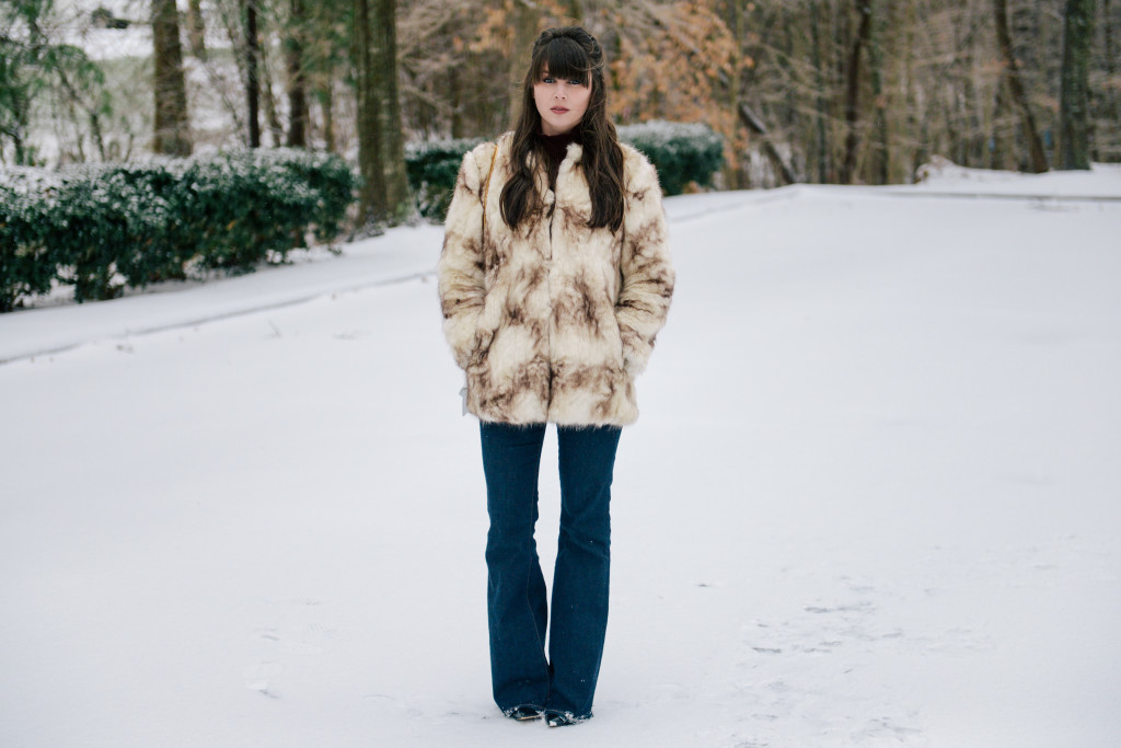 zara-faux-fur-coat-fashion-blog-11