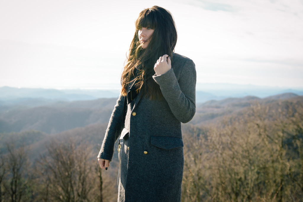 zara_coat_mountains_fashion_blog-3