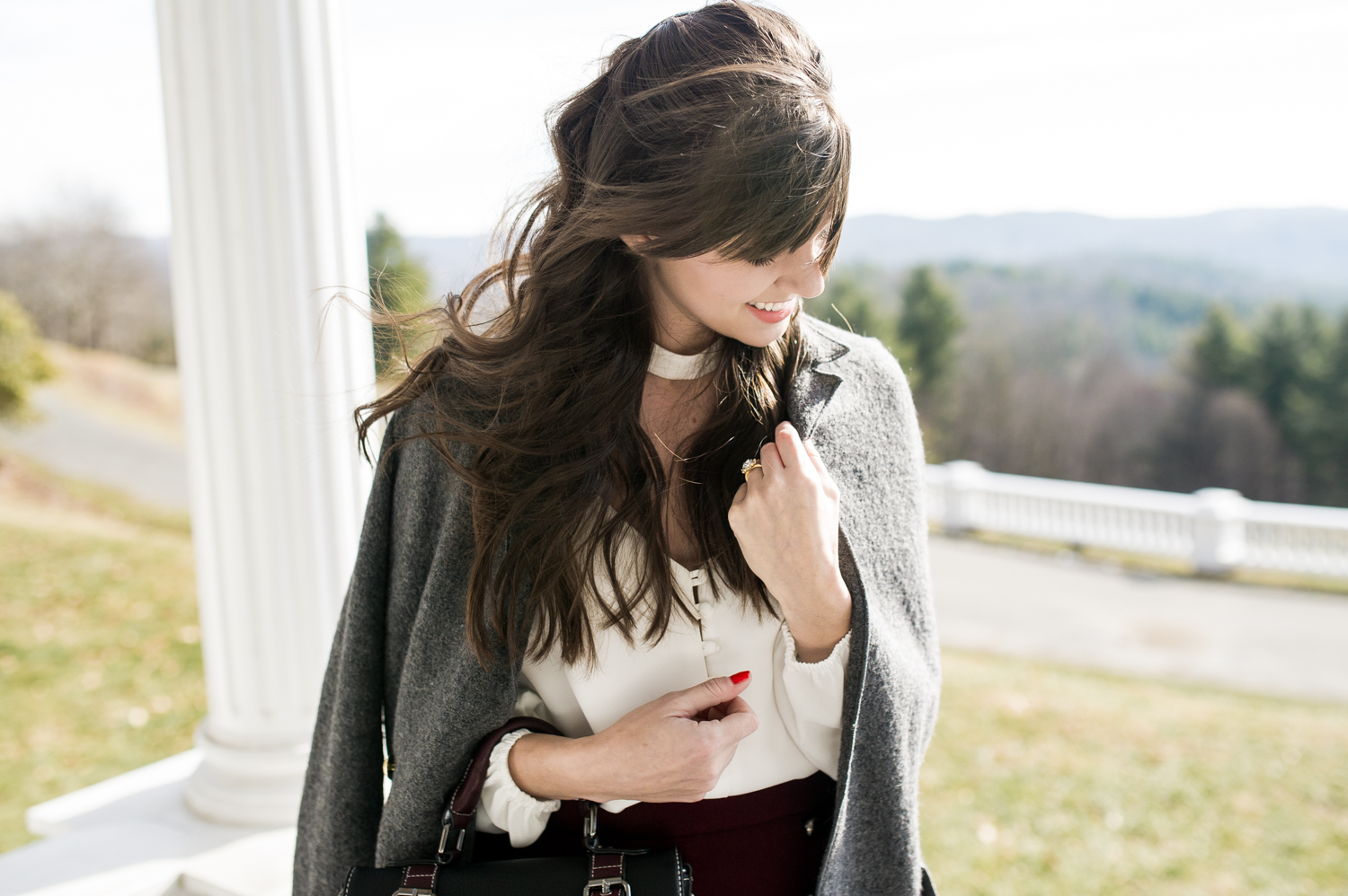 windblown bangs 