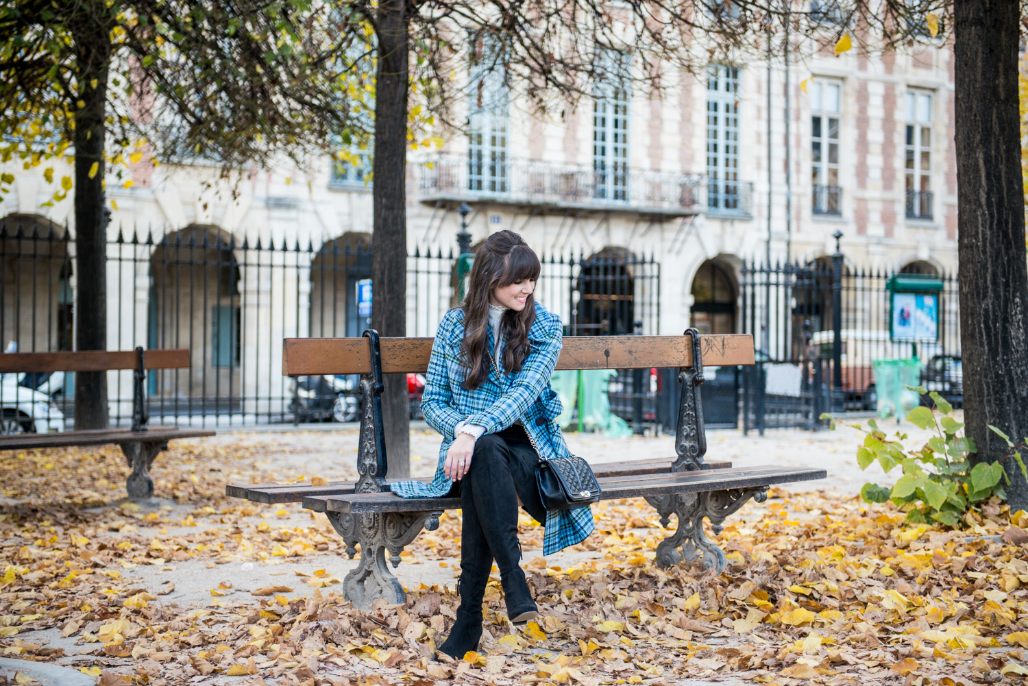 place des vosges paris fall